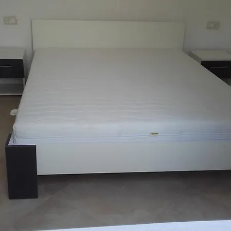 Modern House Malvina