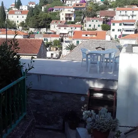 Modern House Malvina Стоморска
